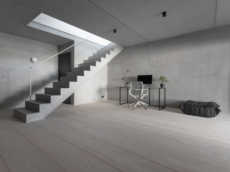 Sichtbeton Kosmetik Retusche von beconart - Privathaus Treppe Wand