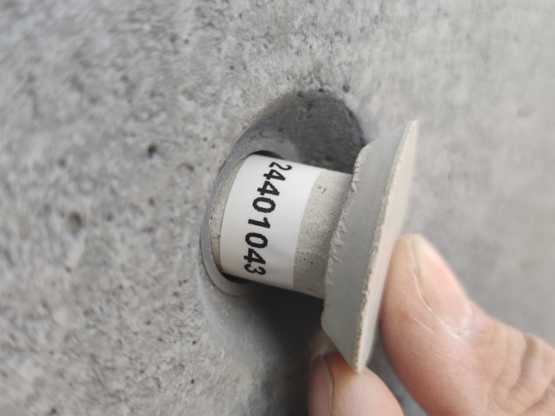 Betonankerloch nach SIVV-Richtlinien fachgerecht instandsetzen und mit Ankerkonus verschließen